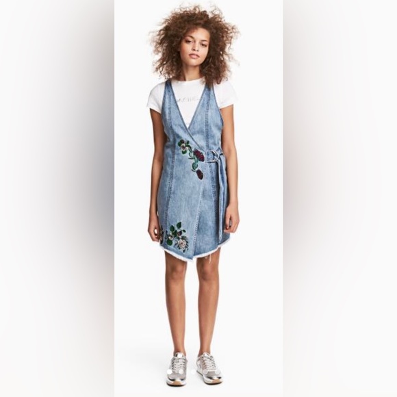 NWOT Embroidered Denim Wrap Dress - Picture 4 of 7